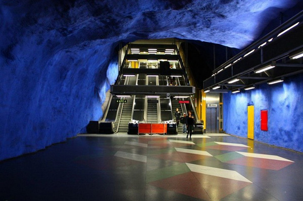 สถานีรถไฟใต้ดิน สุดอาร์ท เมือง Stockholm