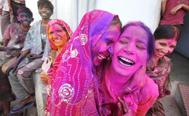 เทศกาลสาดสี อินเดีย