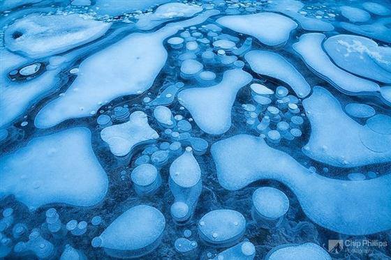 ฟองน้ำแข็ง ทะเลสาบอับราฮัม แคนาดา