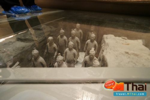 พิพิธภัณฑ์ลูกหลานพันธุ์มังกร สุพรรณบุรี
