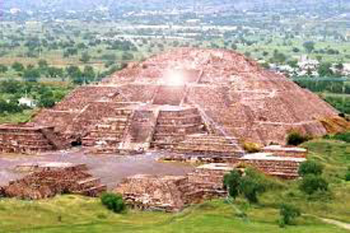 พีระมิด Teotihuacan