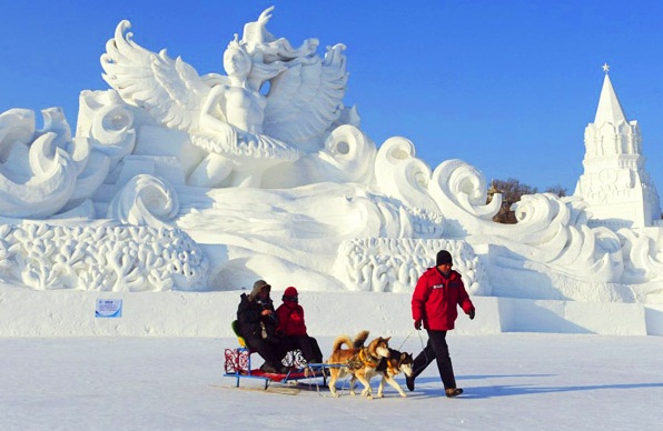 เทศกาลน้ำแข็งเมืองฮาร์บิน (Harbin Ice Festival) ประเทศจีน