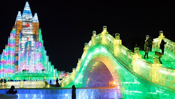 เทศกาลน้ำแข็งเมืองฮาร์บิน (Harbin Ice Festival) ประเทศจีน