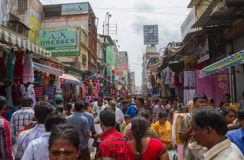 Crowded market street in Chennai