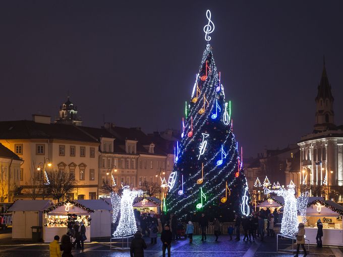 LITHUANIA-CHRISTMAS-TREE