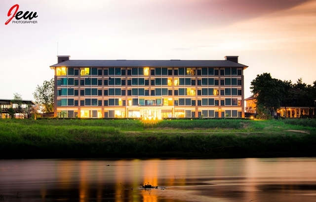 The River Hotel  ,  นครพนม