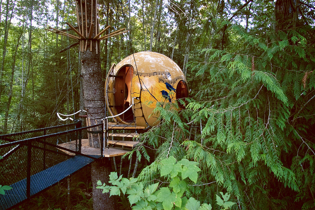 Free Spirit Sphere Treehouses, Canada