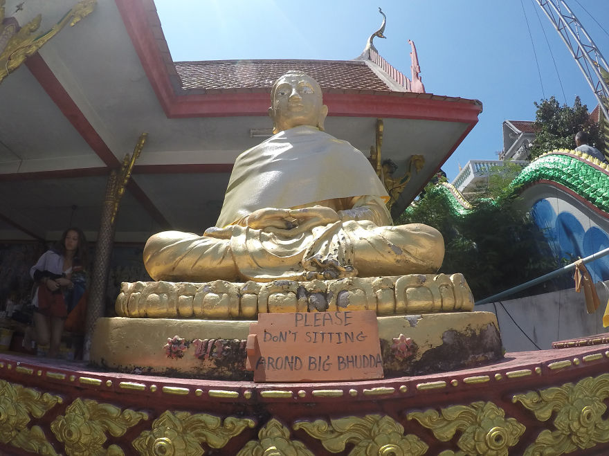 Do Not Sitting Around Big Buddha