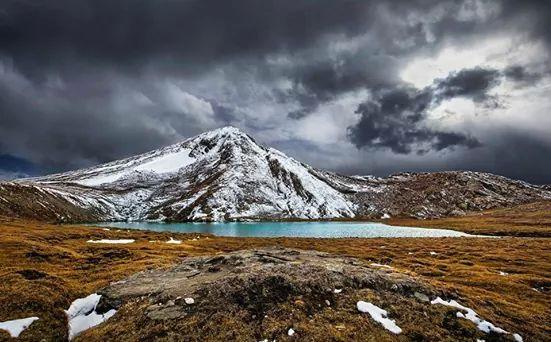 Dharam Sar Lake, Kaghan Valley