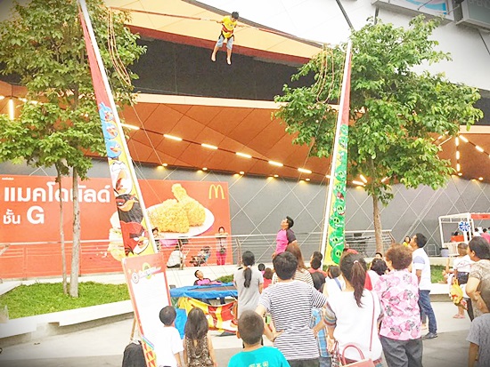 ต้อนรับปิดเทอม! เหล่าแองกรี้เบิรดส์ยกเครื่องเล่นแสนสนุกมาให้เด็กๆ @เซนทรัลฯ หาดใหญ่15