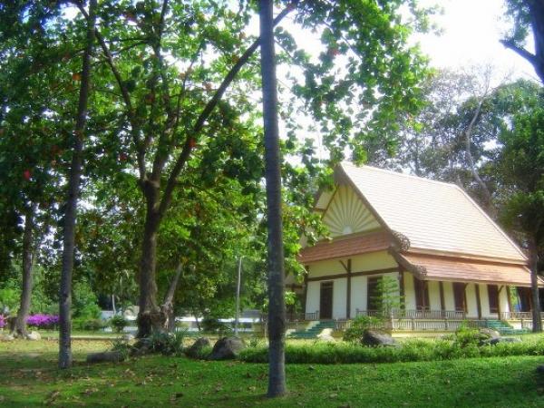 thaksin-ratchaniwet-palace-083152