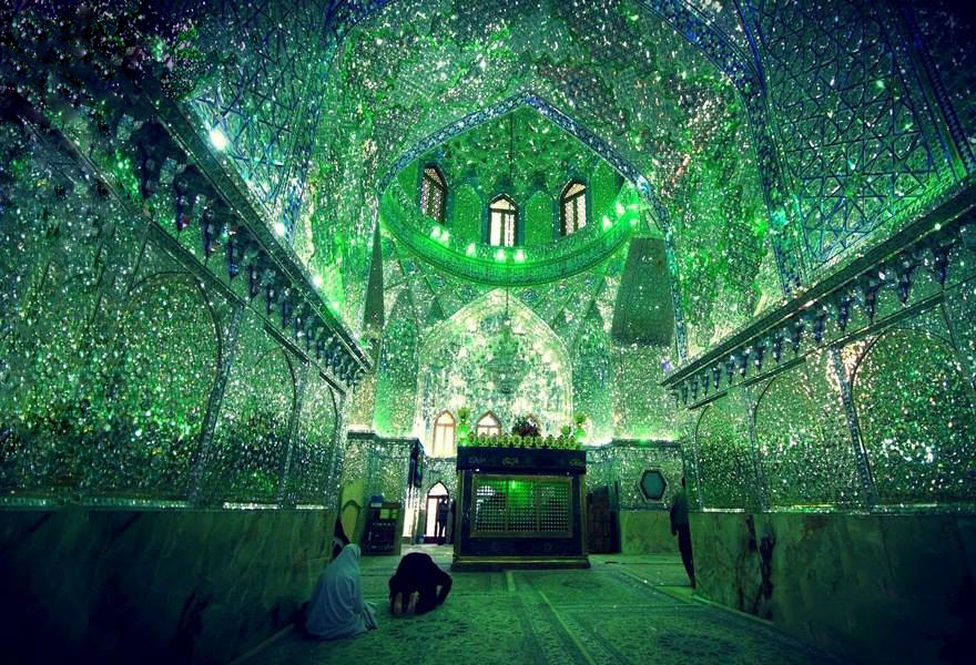 Shah Cheragh เป็นมัสยิด และอนุสาวรีย์ ตั้งอยู่ในเมือง ชีราซ (Shiraz) ประเทศอิหร่าน (Iran)