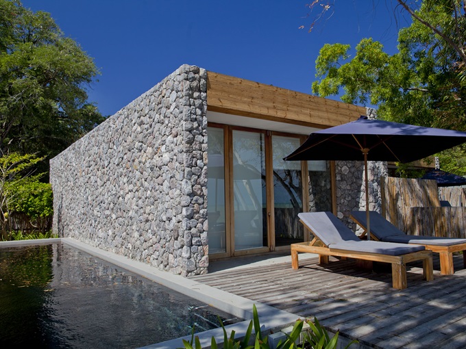 pic2-deluxe-oceanfront-pool-villa