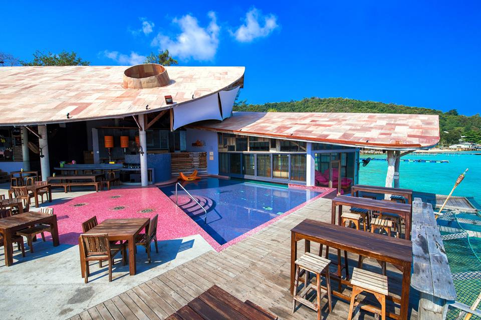 บาร์ แอนด์ เบด รีสอร์ท (Bar and Bed Resort) เกาะเสม็ด จังหวัดระยอง