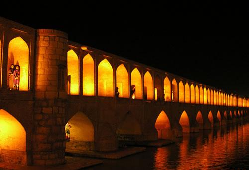The Khaju Bridge ประเทศอิหร่าน