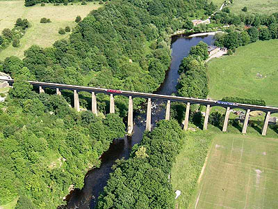 สะพานส่งน้ำพอนต์ซิซิลเต-อังกฤษ