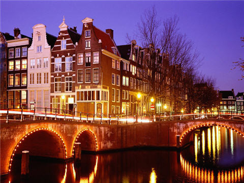 อันดับที่ 8 เมืองอัมสเตอร์ดัม ประเทศเนเธอร์แลนด์