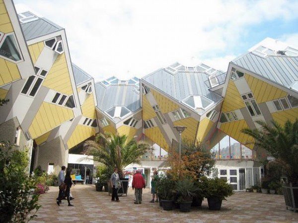 Cubic houses ( Rotterdam, Netherlands )