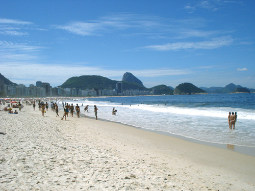 Copacabana-Beach1-3637841219_bc7286a70d_b-low