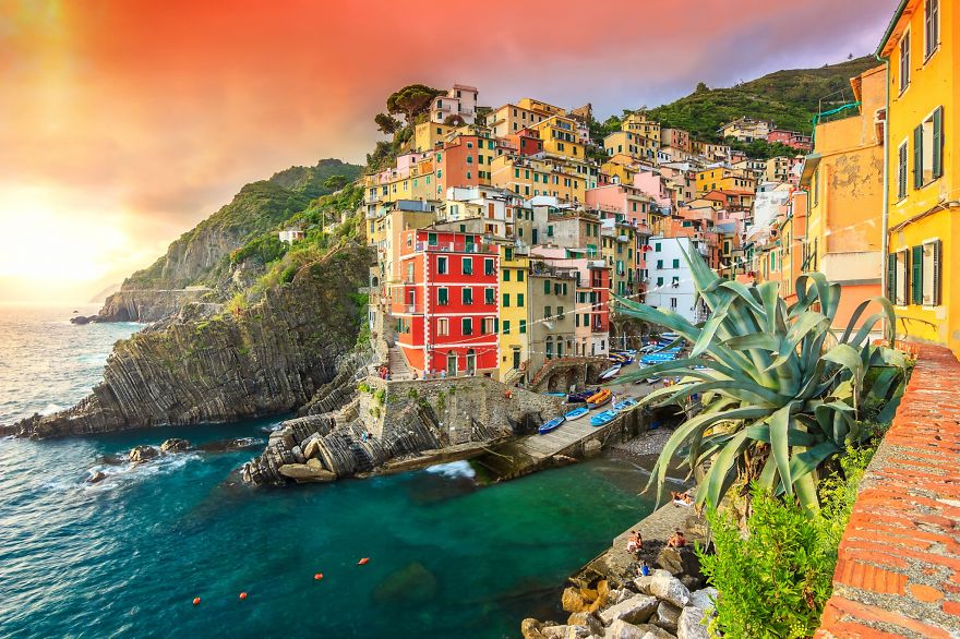 Riomaggiore village on the Cinque Terre coast of Italy