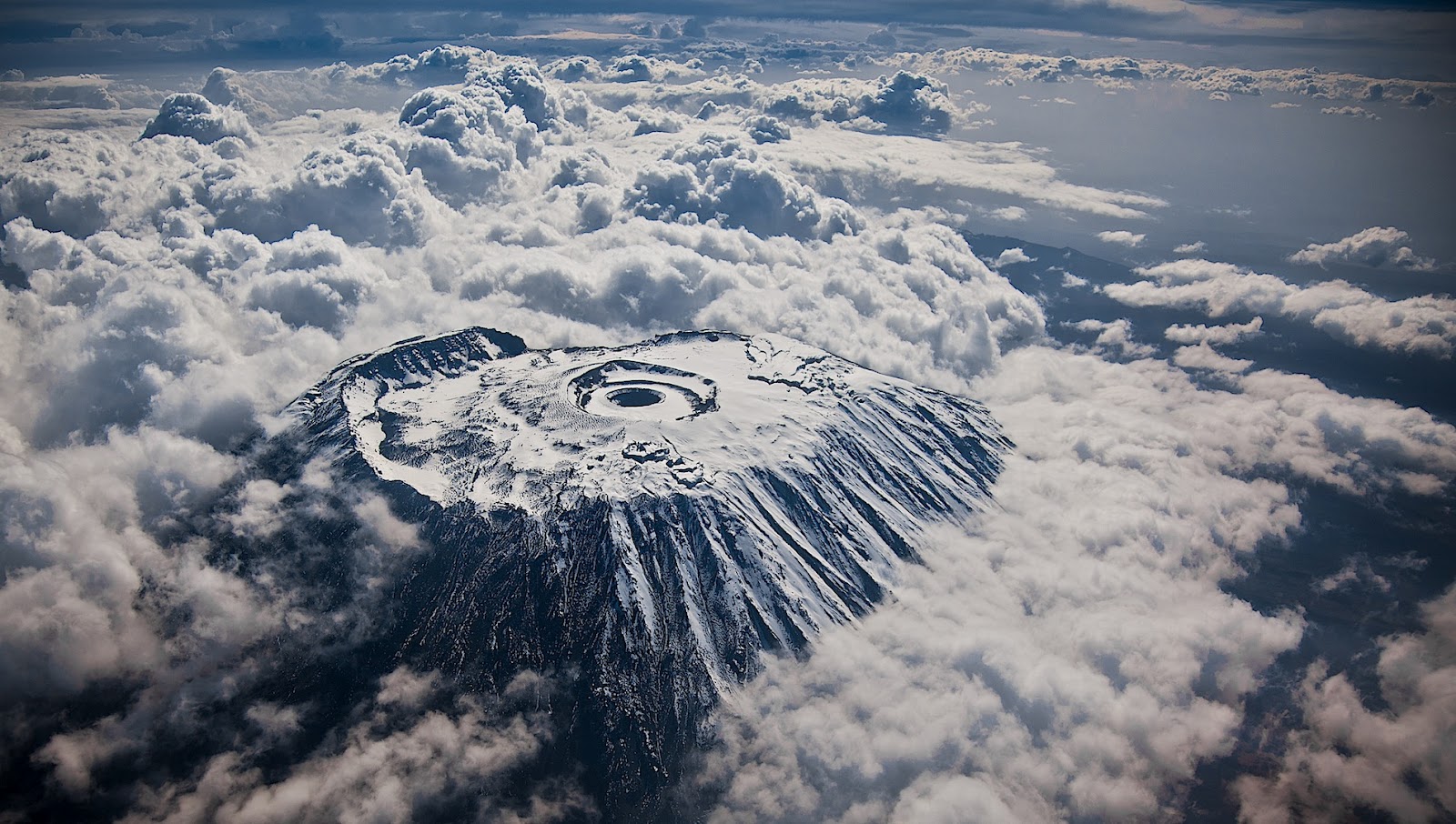 mount-kilimanjaro-from-an-airplane-snow-covered