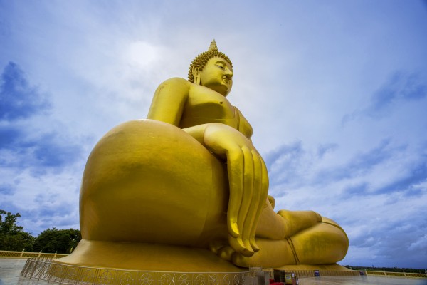 ที่เที่ยวอ่างทอง พระพุทธรูปองค์ใหญ่ที่สุดในประเทศไทย หลวงพ่อใหญ่