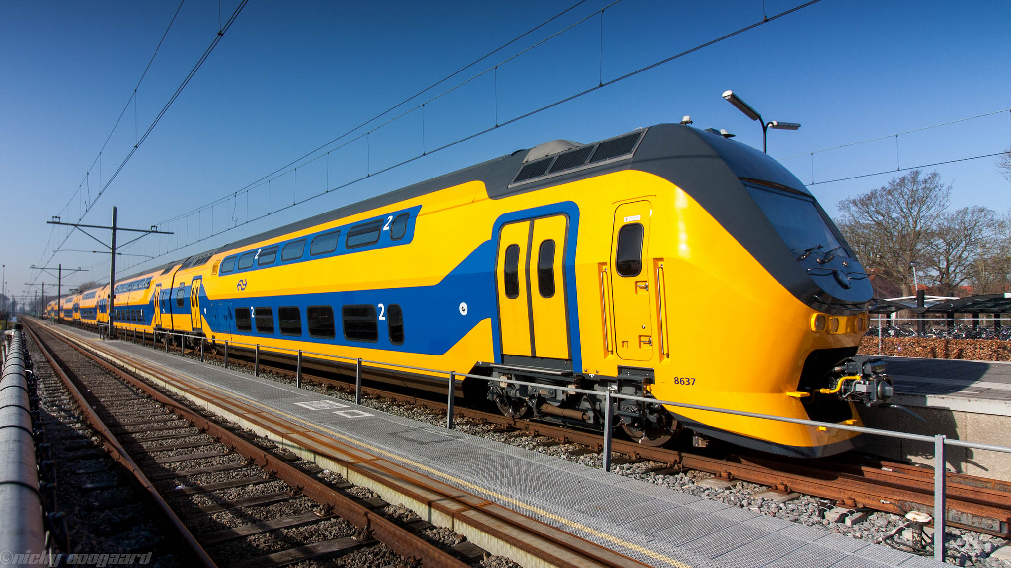 ที่เที่ยวเนเธอร์แลนด์ ท่องเที่ยวรอบโลก ประเทศเนเธอร์แลนด์ รถไฟฟ้าพลังงานจากกังหันลม เกร็ดความรู้ เรื่องน่ารู้