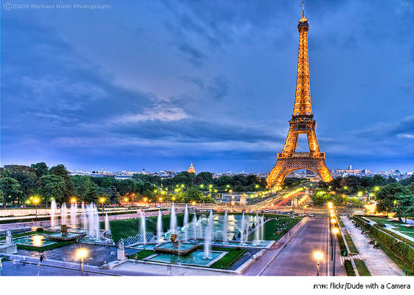 หอไอเฟล (Eiffel Tower) กรุงปารีส (Paris) ประเทศฝรั่งเศส (France)