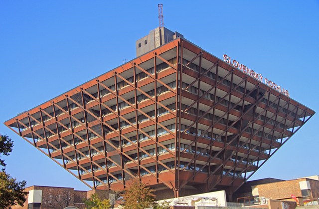 The Slovak Radio Building ตึกที่น่าเกลียดที่สุดในโลก