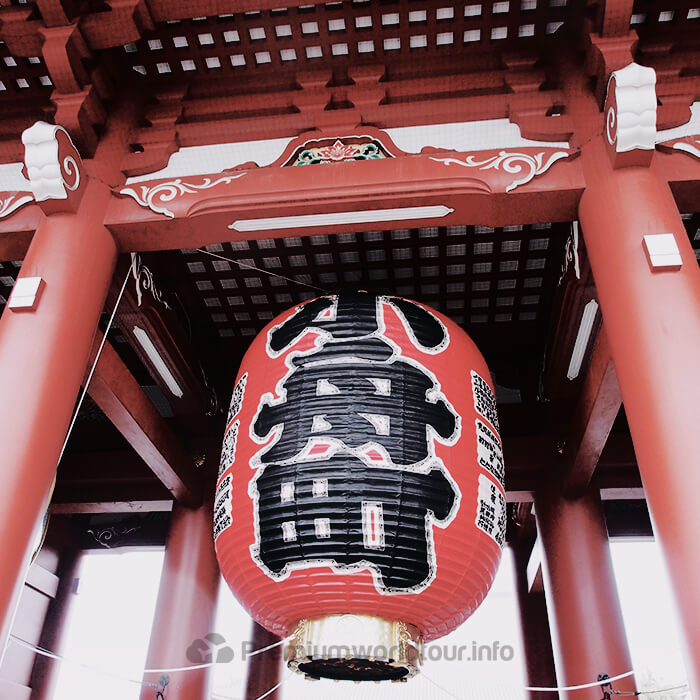 วัดเซนโซจิ (Sensoji Temple) หรือวัดอาซากุสะ (Asakusa Kannon Temple)