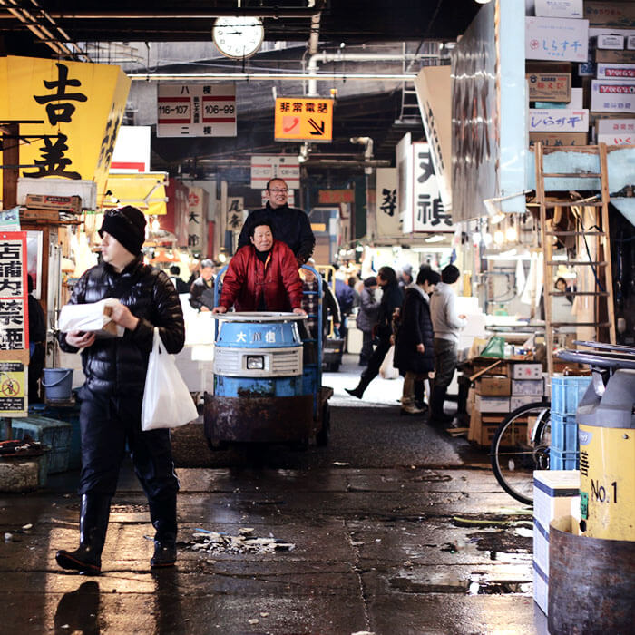 ตลาดปลาซึกิจิ (Tsukiji Fish Market)